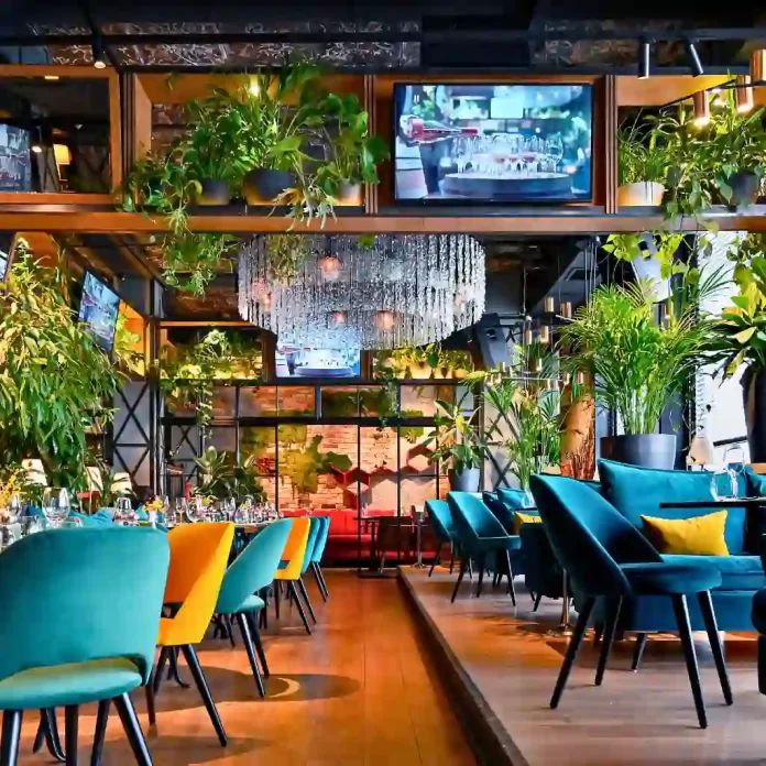 20 Best Food Restaurants in Mumbai